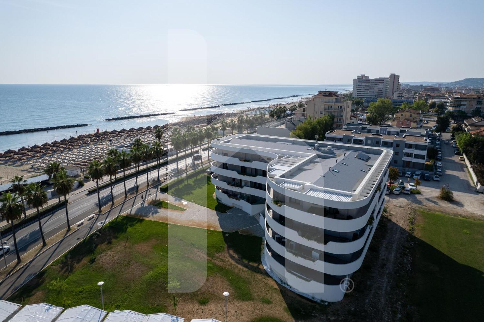 Homiday - Waterfront Montesilvano Marina 외부 사진
